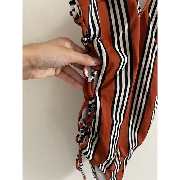 Cupshe Swimsuit Women's Medium One Piece Striped Side Tie Strings V Neck - Picture 3 of 6